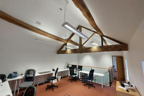 Office to rent, Main Rd Hathersage S32 1BB