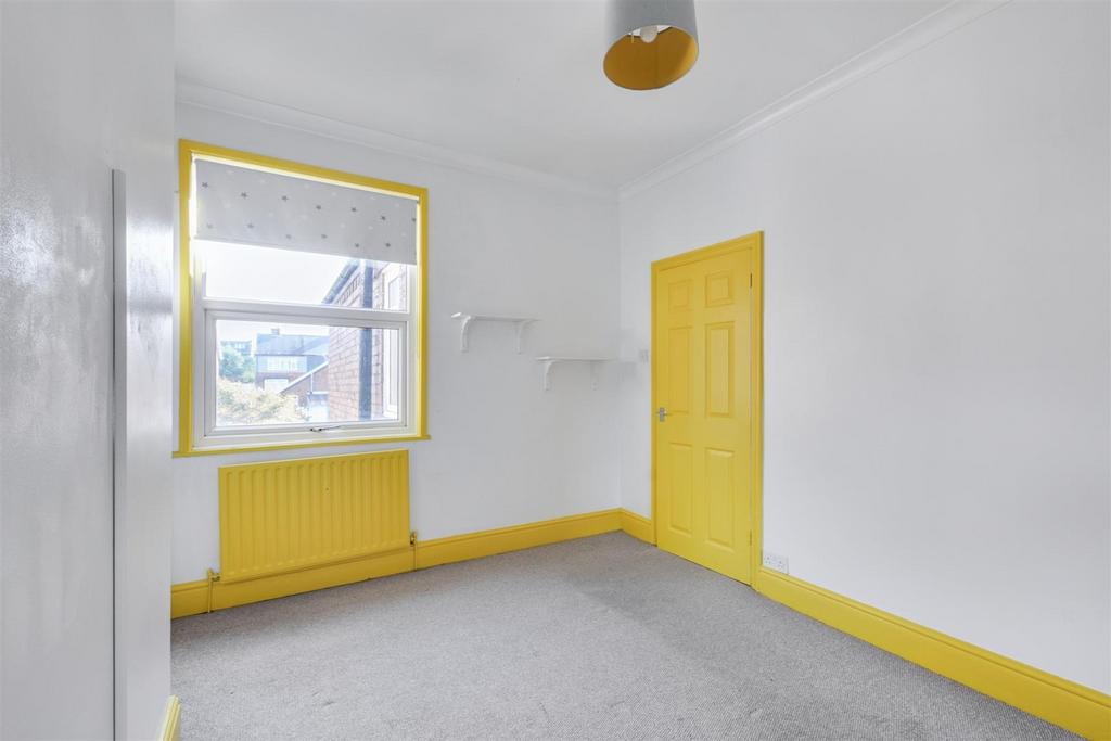Bedroom 2 1.jpeg