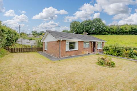 2 bedroom detached bungalow for sale, Park Road, Hatherleigh, EX20