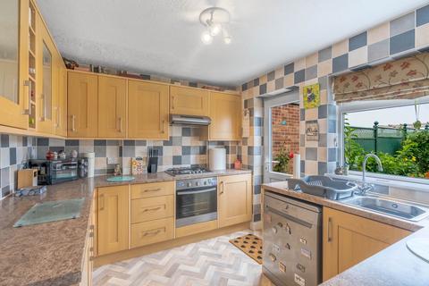 3 bedroom semi-detached house for sale, Tavistock Road, Cambridge, CB4