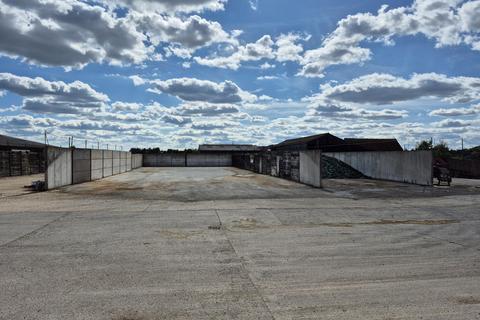 Warehouse to rent, Waterditch Road Christchurch BH23 7AA