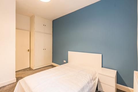 1 bedroom flat to rent, 2500L Stewart Terrace, Edinburgh, EH11 1UW