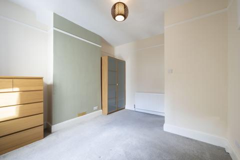 1 bedroom apartment for sale, Kingston Road, Raynes Park SW20