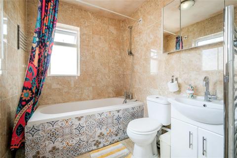 undefined, High Road, Essex RM6