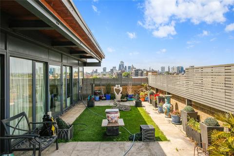 undefined, Berglen Court, E14