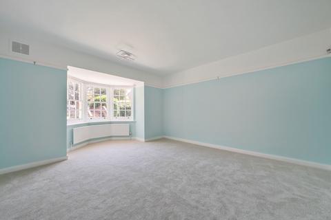 3 bedroom apartment for sale, Park Road, Beckenham