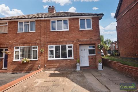 61b Swan Bank, Penn, Wolverhampton, WV4 5PZ