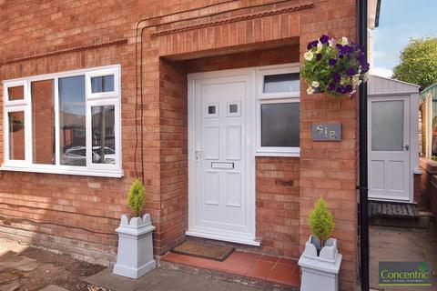 61b Swan Bank, Penn, Wolverhampton, WV4 5PZ