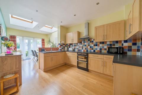 3 bedroom terraced house for sale, Gatton Road, London, SW17