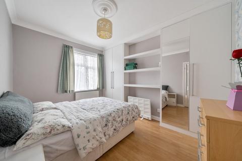 3 bedroom terraced house for sale, Gatton Road, London, SW17