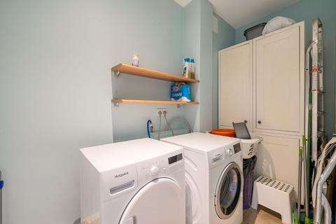 115 Gatton Road, London, SW17 0EY