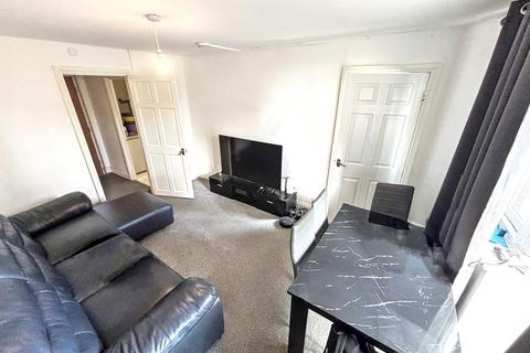 1 bedroom flat for sale, Benwell Close, Benwell Grange, Newcastle upon Tyne, Tyne and Wear, NE15 6RZ