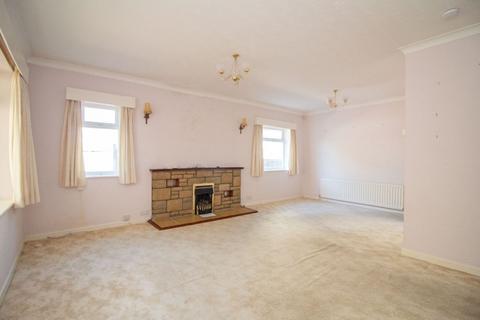 2 bedroom detached bungalow for sale, Meyrick Road, Bedhampton, PO9 1NN