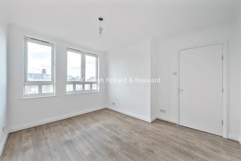 undefined, Park Avenue, Mitcham, CR4
