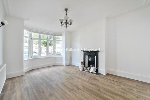 undefined, Park Avenue, Mitcham, CR4