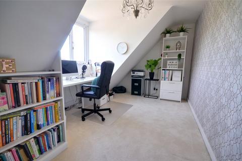 21 Wheelers Lane, Smallfield, Horley, RH6 9PT