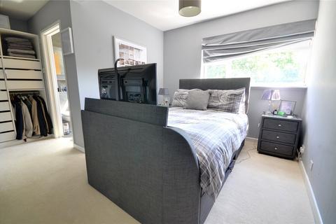 21 Wheelers Lane, Smallfield, Horley, RH6 9PT