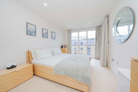 2 bedroom flat for sale, Lensbury Avenue, London SW6