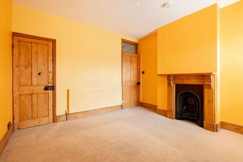 84 Queens Road, Lowestoft, NR32 1TD