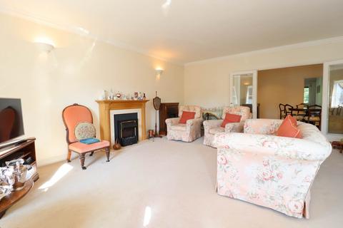 3 bedroom retirement property for sale, Barn Street, Marlborough, SN8 1AB