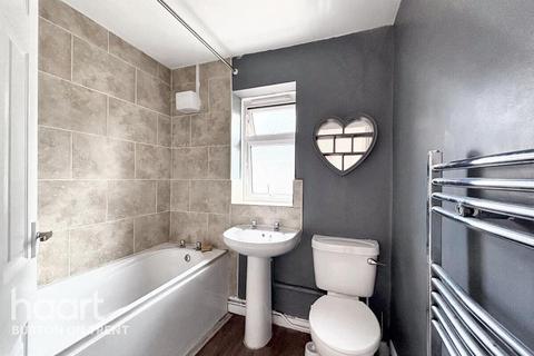 undefined, Manor Crescent, Stapenhill, Burton-On-Trent