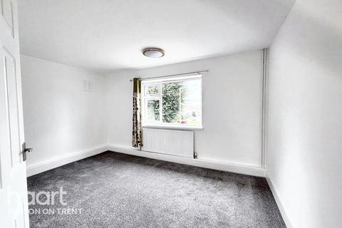 2 bedroom flat for sale, Manor Crescent, Stapenhill, Burton-On-Trent