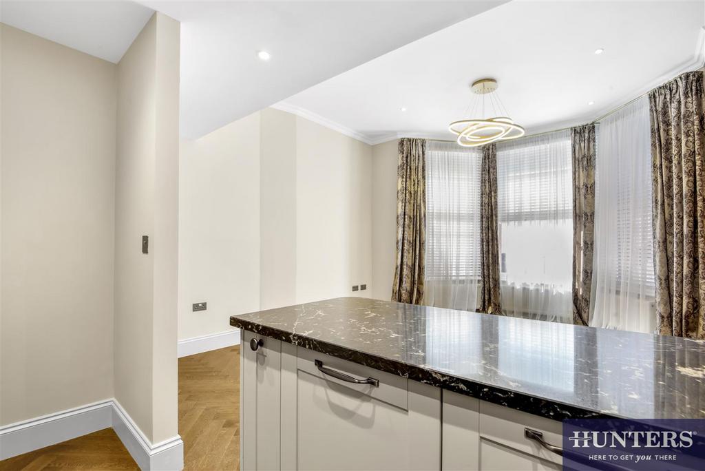 Kitchen Reverse