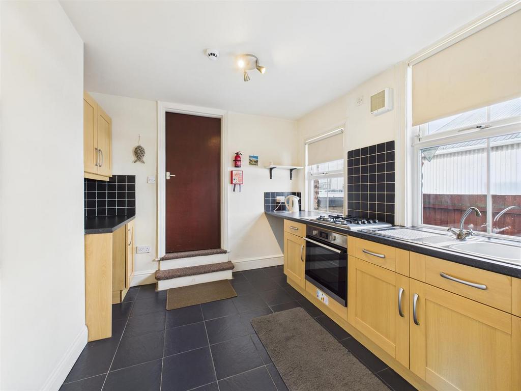 Kitchen: