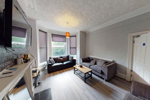 1 bedroom in a house share to rent, Saint Michael's Road, Leeds LS6
