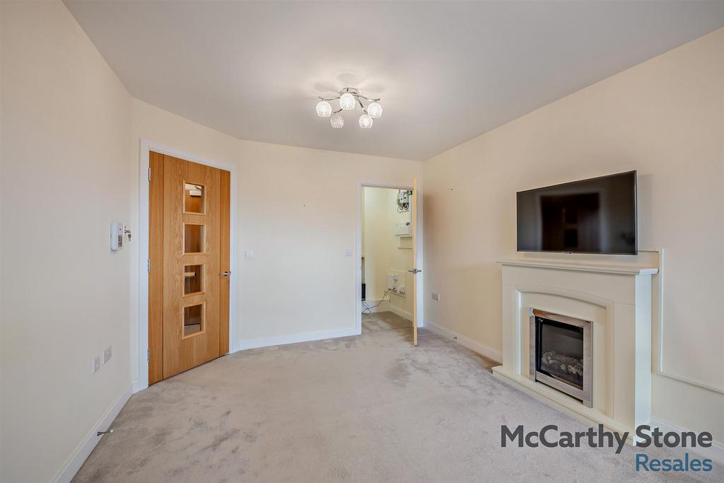 86587894-interior08-800.jpg