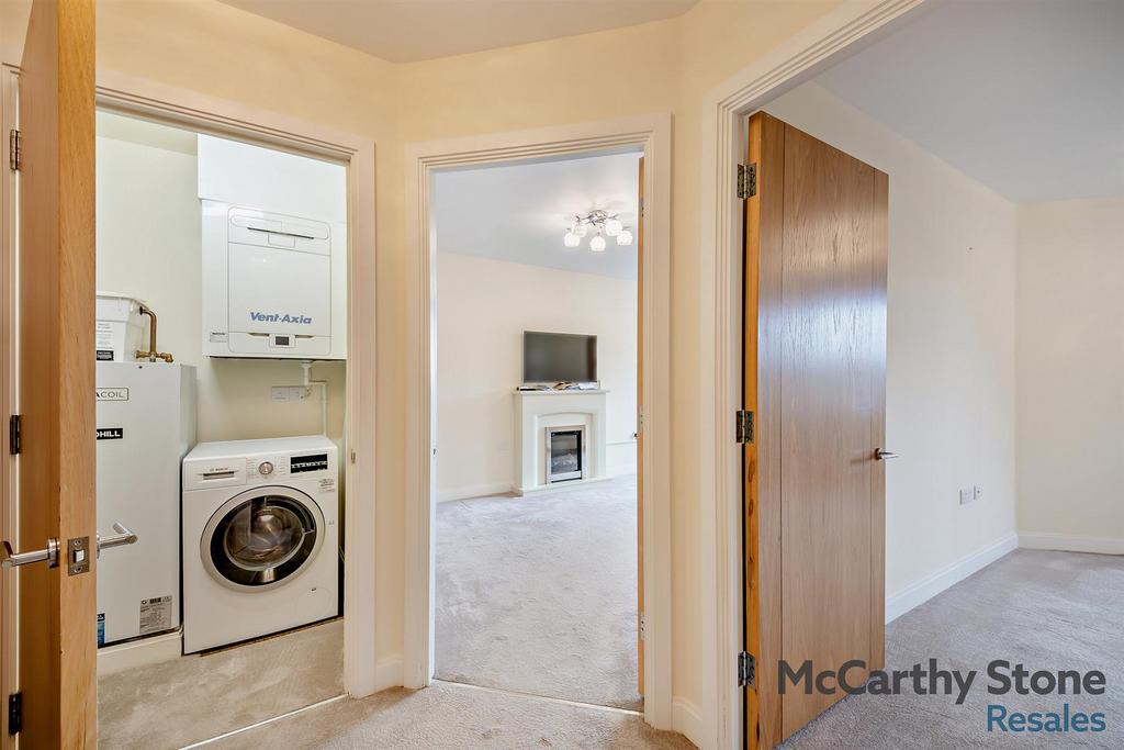 86587894-interior01-800.jpg
