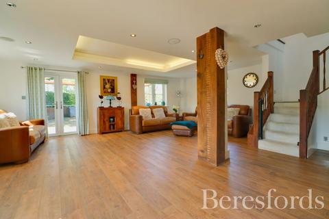 3 bedroom detached house for sale, Totham Hill Green, Great Totham, CM9