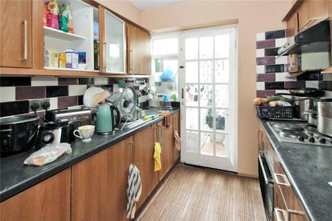 8 Highmead, London, SE18 2DL