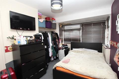 8 Highmead, London, SE18 2DL