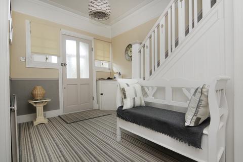 4 bedroom semi-detached house for sale, Gaynes Road, Upminster RM14