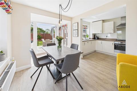 11 Compton Way, Littleover, Derby, DE23 3XF
