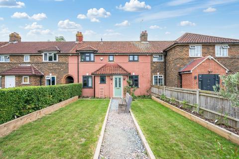 4 Holman Road, Epsom, KT19 9PQ