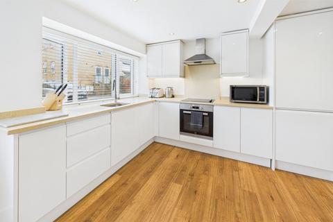 undefined, Figtree Hill, Hemel Hempstead, HP2