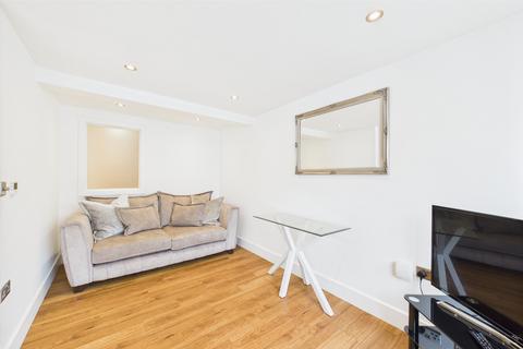 undefined, Figtree Hill, Hemel Hempstead, HP2