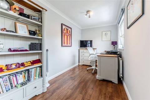 8 Edwin Avenue, Guiseley, Leeds, LS20 8QJ