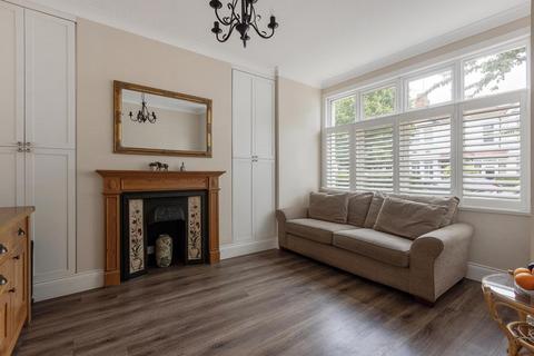 39 Curzon Road, London, W5 1NE