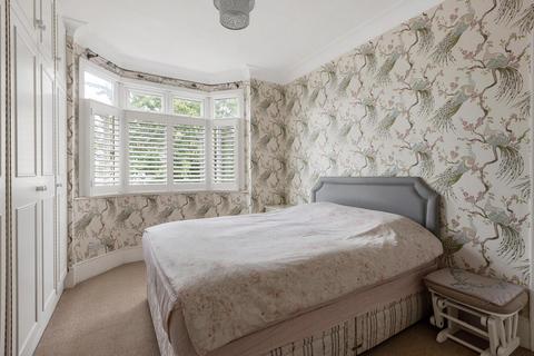 39 Curzon Road, London, W5 1NE