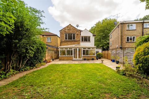 undefined, Church Road, Hanwell W7