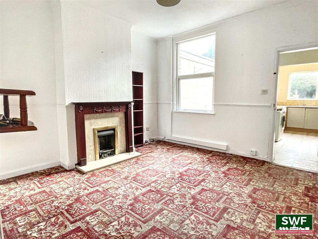 Sitting room1 (1).jpg