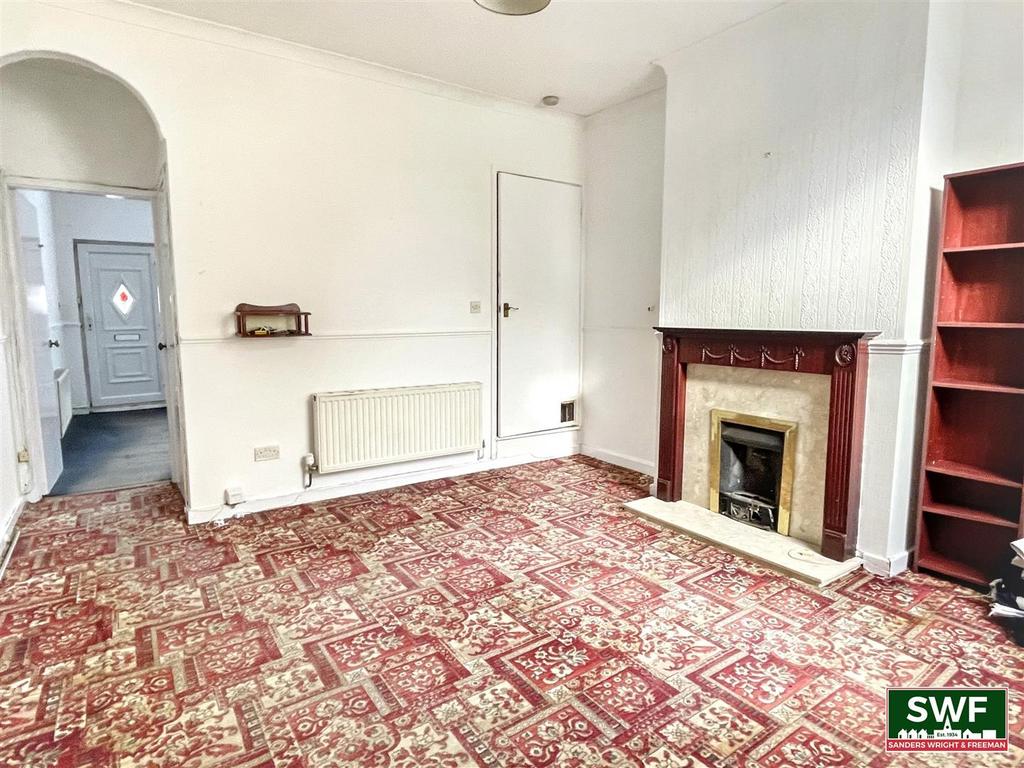 Sitting room2.jpg