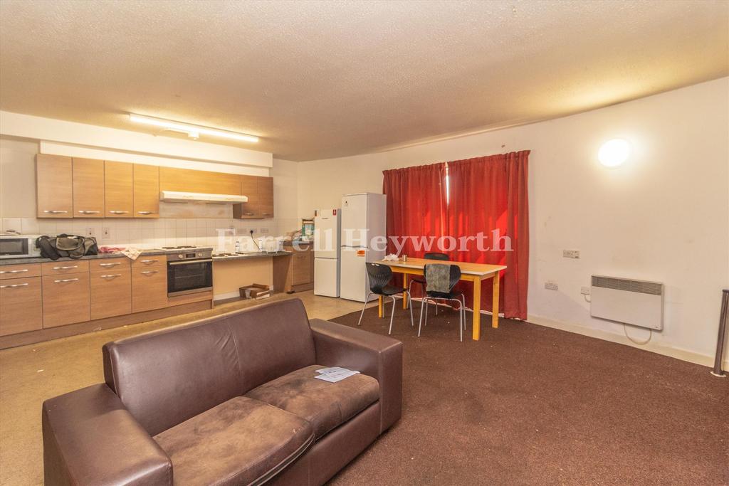 Shared Kitchen Diner
