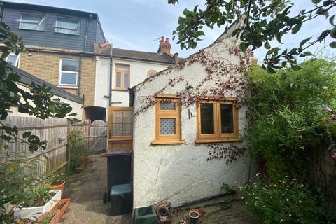 26 Balfour Road, Bromley, BR2 9SL