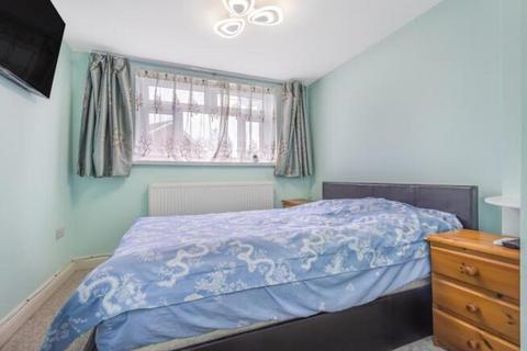 43 Harman Drive, Sidcup, DA15 8JZ