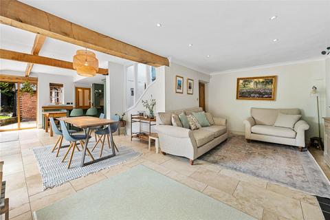 4 bedroom detached house for sale, The Cedars, East Farndon