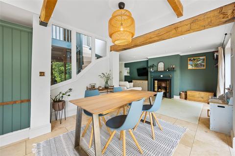 4 bedroom detached house for sale, The Cedars, East Farndon